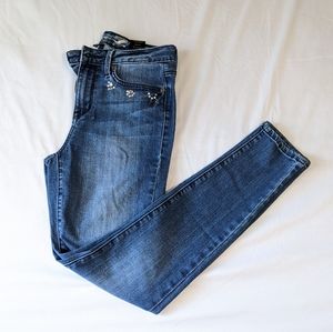 Seven7 Mid Rise Distressed Skinny Jeans Size 4 Dark Wash Rhinestone Flowers